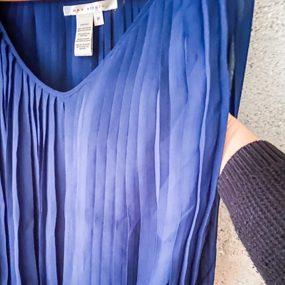 Max Studio Royal Blue Pleated Blouse - Picture 6 of 9